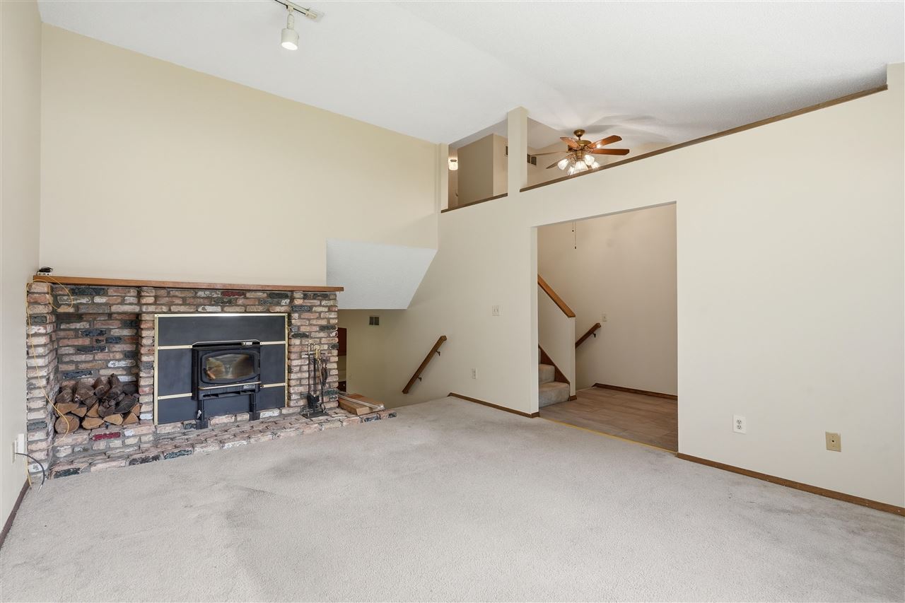 1912 North Ridge Drive Coralville IA 52241