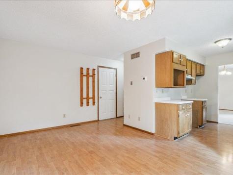 1912 North Ridge Drive Coralville IA 52241