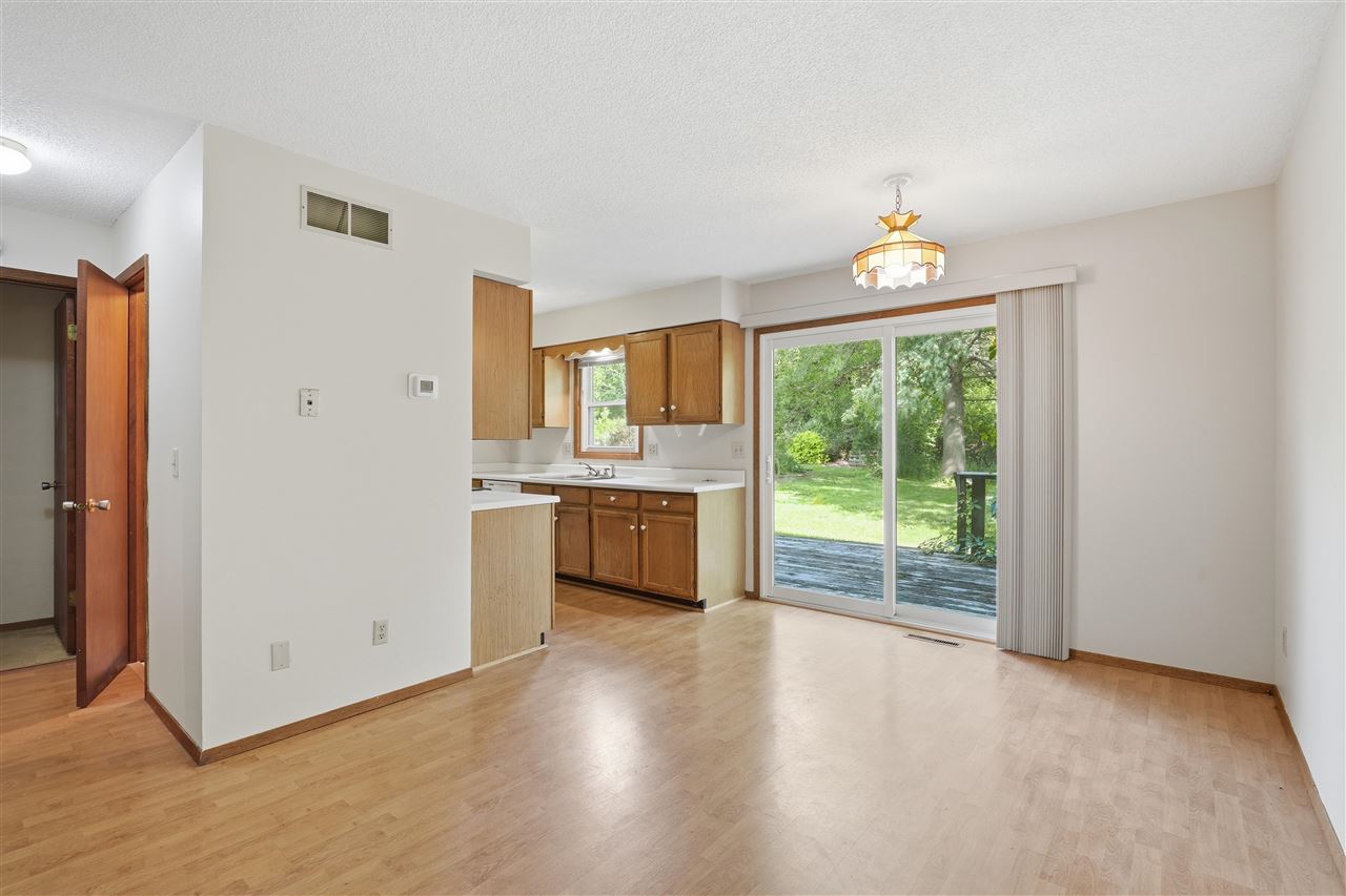 1912 North Ridge Drive Coralville IA 52241