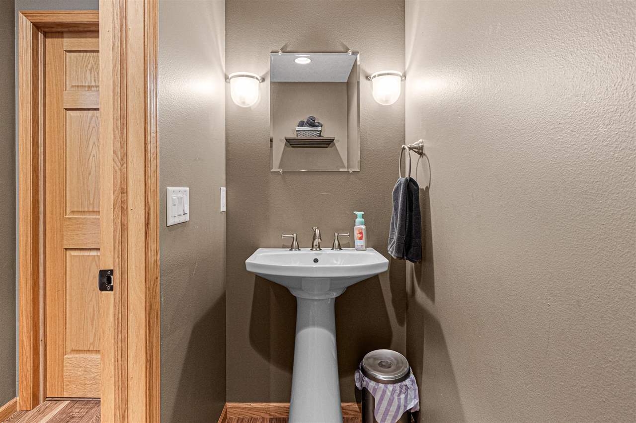 1260 Ivan Lane West Liberty IA 52776