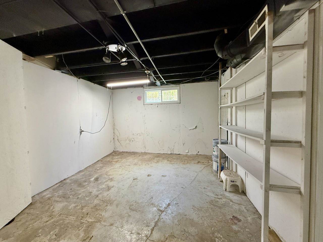 423 S 7th Avenue Iowa City IA 52245