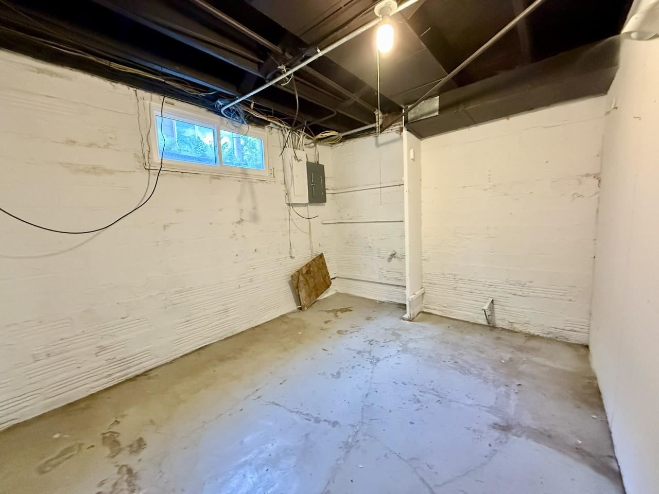 423 S 7th Avenue Iowa City IA 52245