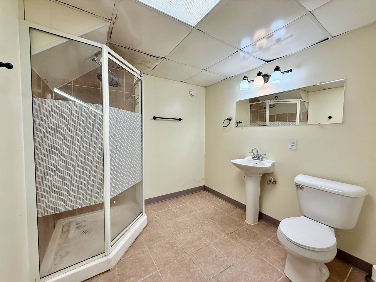 423 S 7th Avenue Iowa City IA 52245