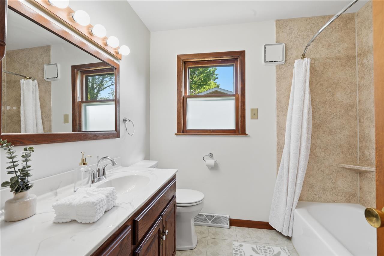 829 Timberline Road Monticello IA 52310