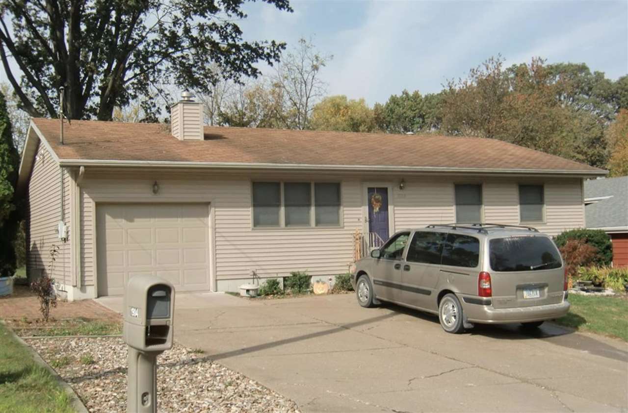 1904 Hammann Street Muscatine IA 52761