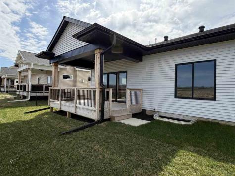 1292 Berkshire Lane North Liberty IA 52317
