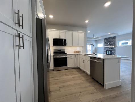 1292 Berkshire Lane North Liberty IA 52317