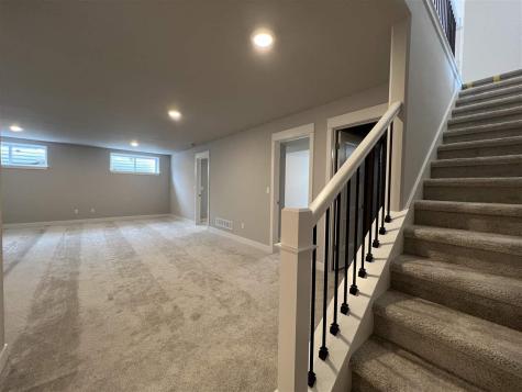 1292 Berkshire Lane North Liberty IA 52317