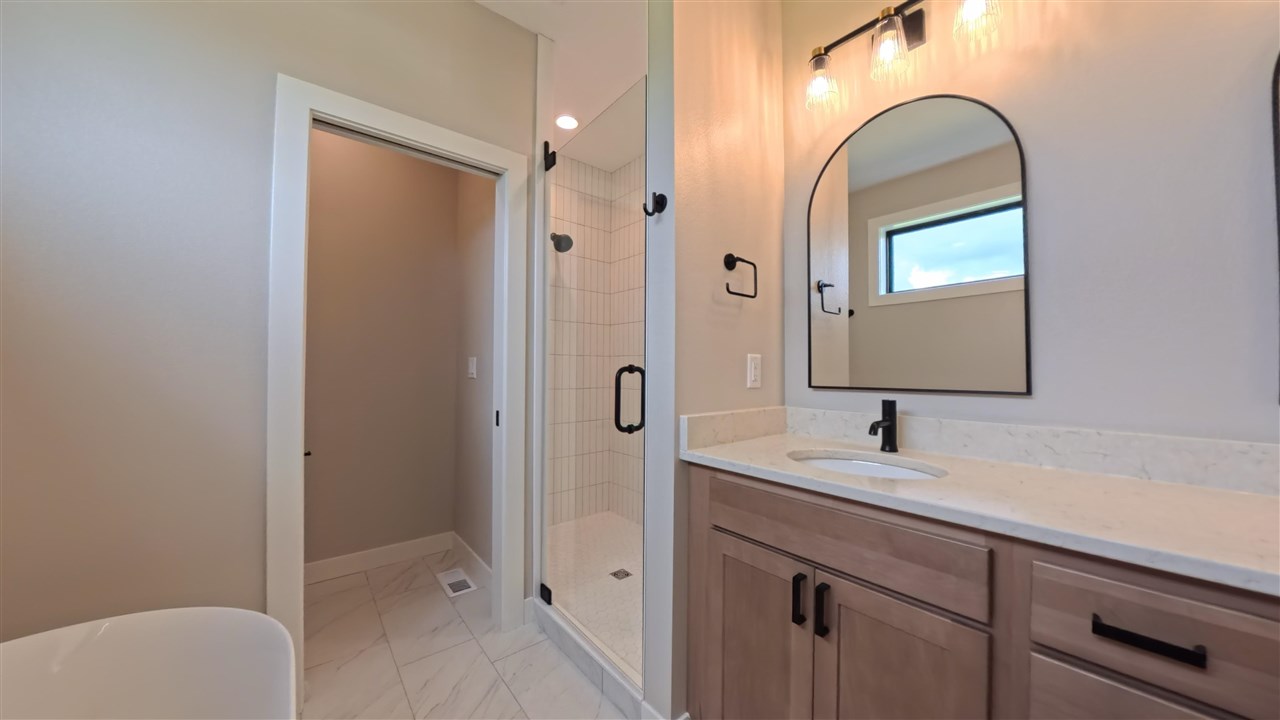 1225 Edward Drive North Liberty IA 52317