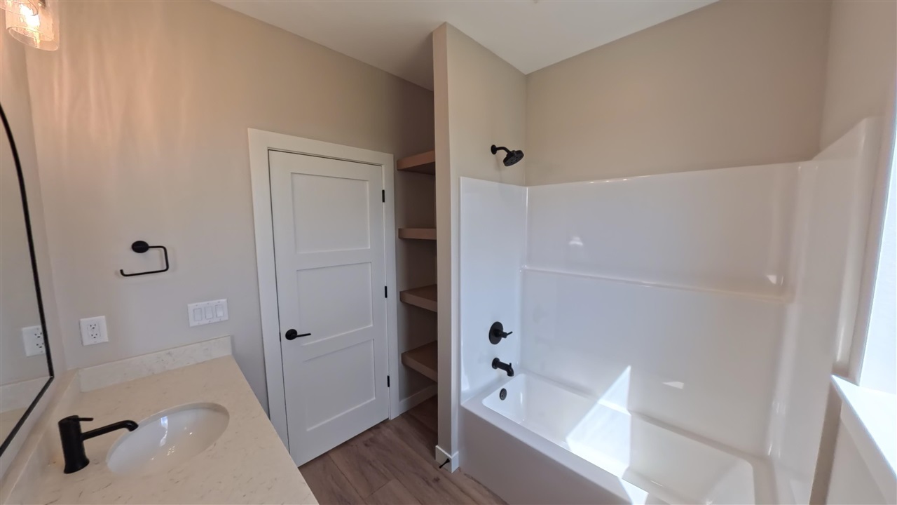 1225 Edward Drive North Liberty IA 52317