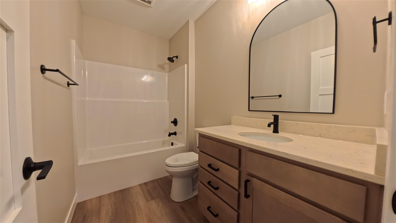1225 Edward Drive North Liberty IA 52317