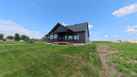 1225 Edward Drive North Liberty IA 52317