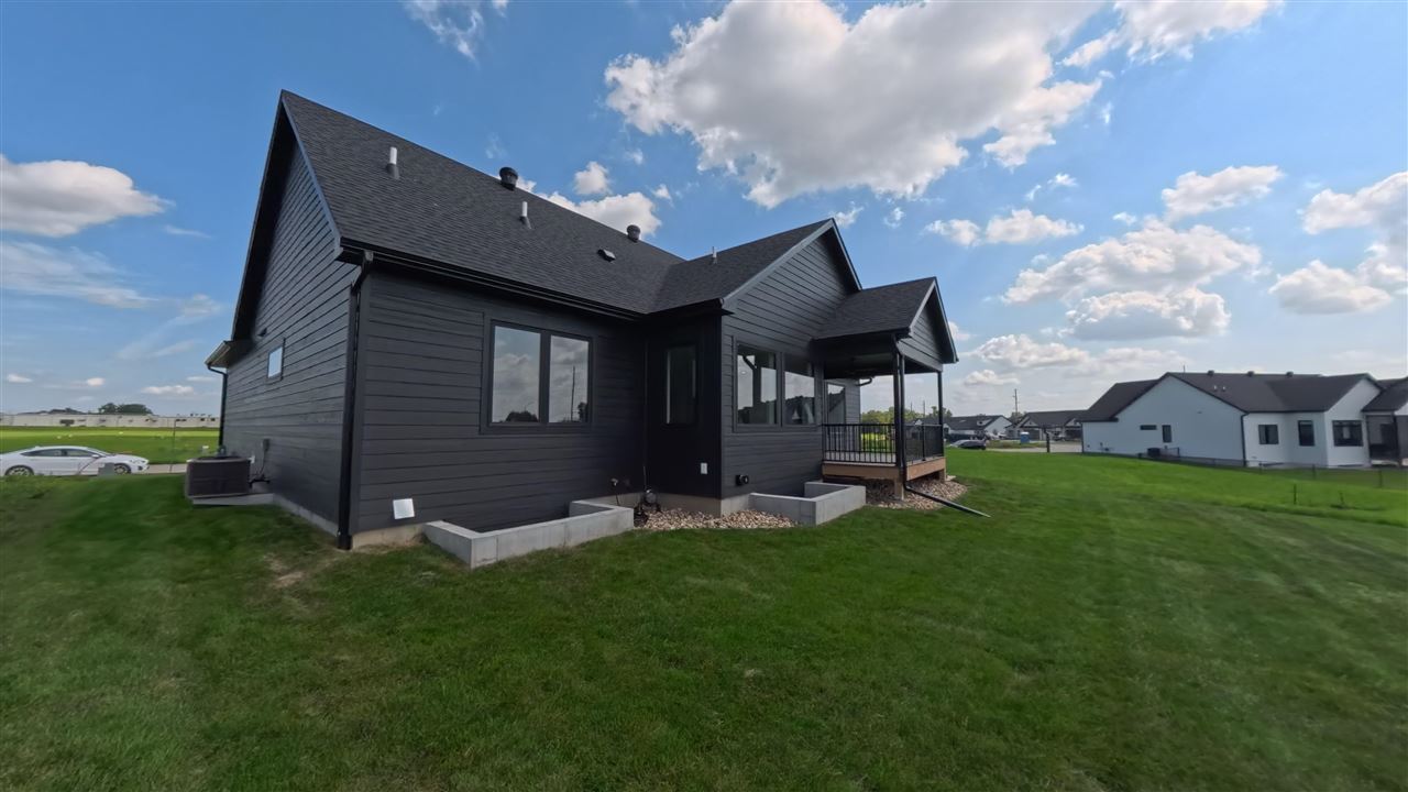 1225 Edward Drive North Liberty IA 52317