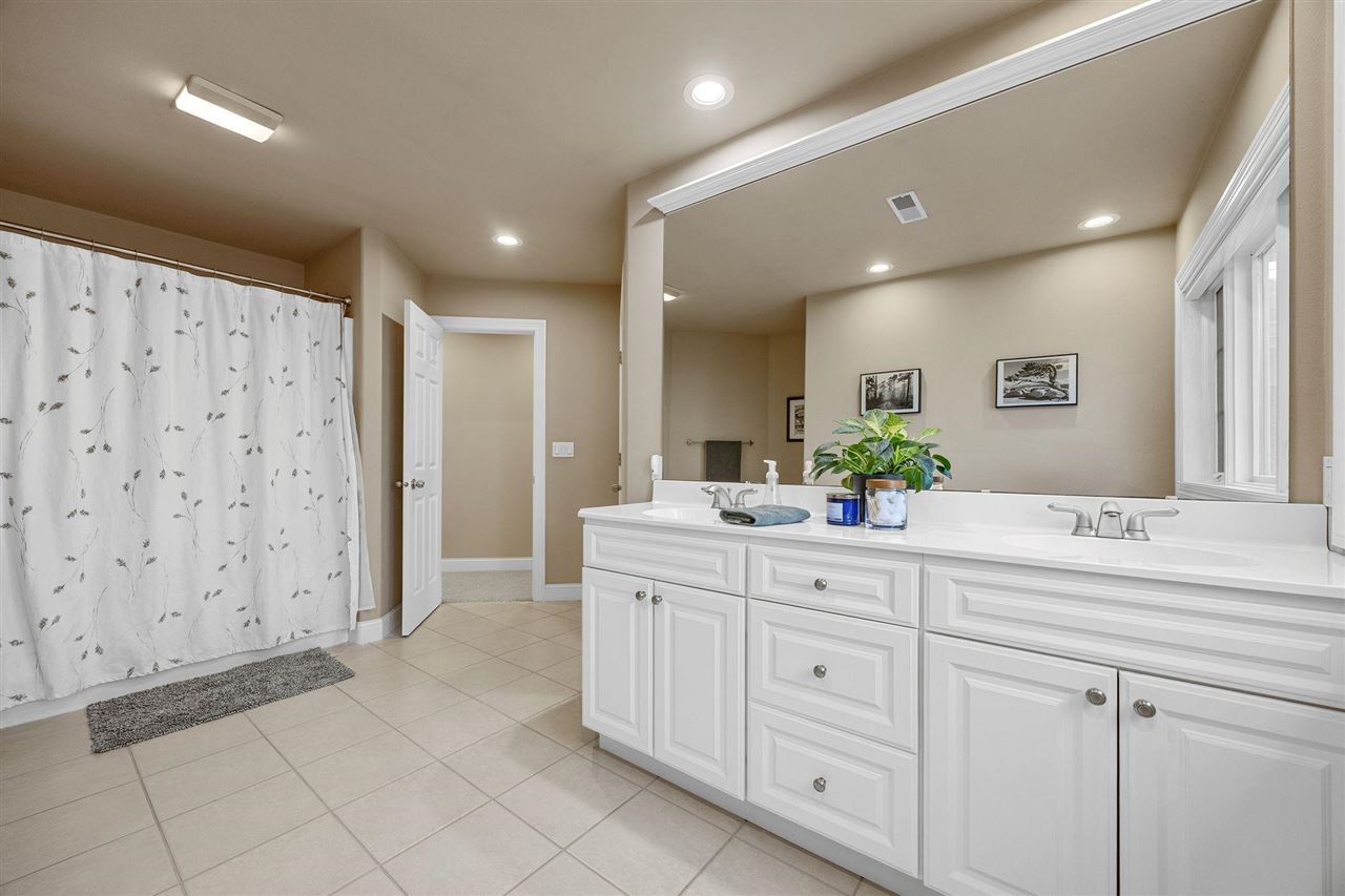 2670 NE Aspen Court North Liberty IA 52317