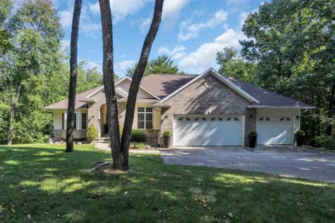 2722 NW Royal Oaks Drive Swisher IA 52338