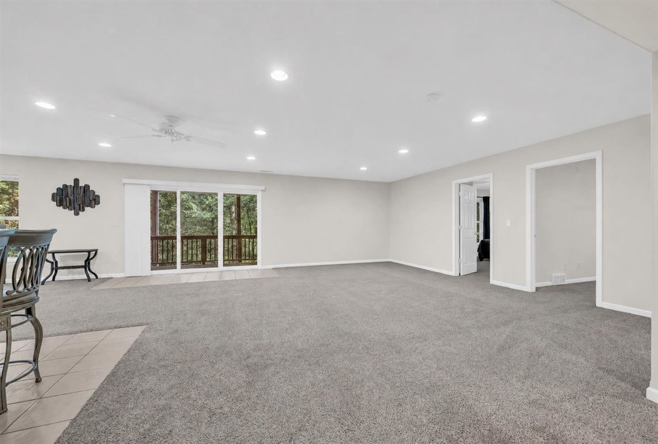 2722 NW Royal Oaks Drive Swisher IA 52338