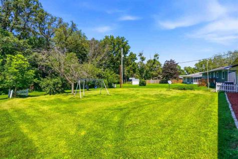 1133 Oakview Drive Columbus Junction IA 52738