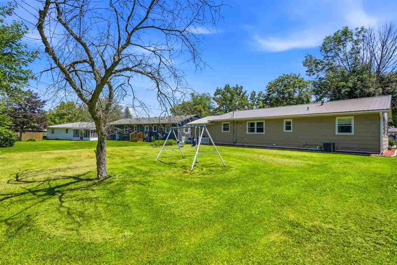 1133 Oakview Drive Columbus Junction IA 52738