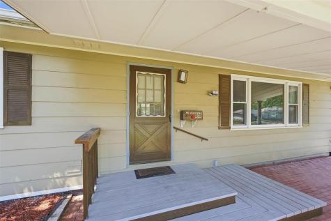 1133 Oakview Drive Columbus Junction IA 52738