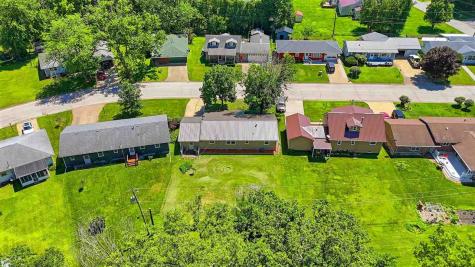 1133 Oakview Drive Columbus Junction IA 52738