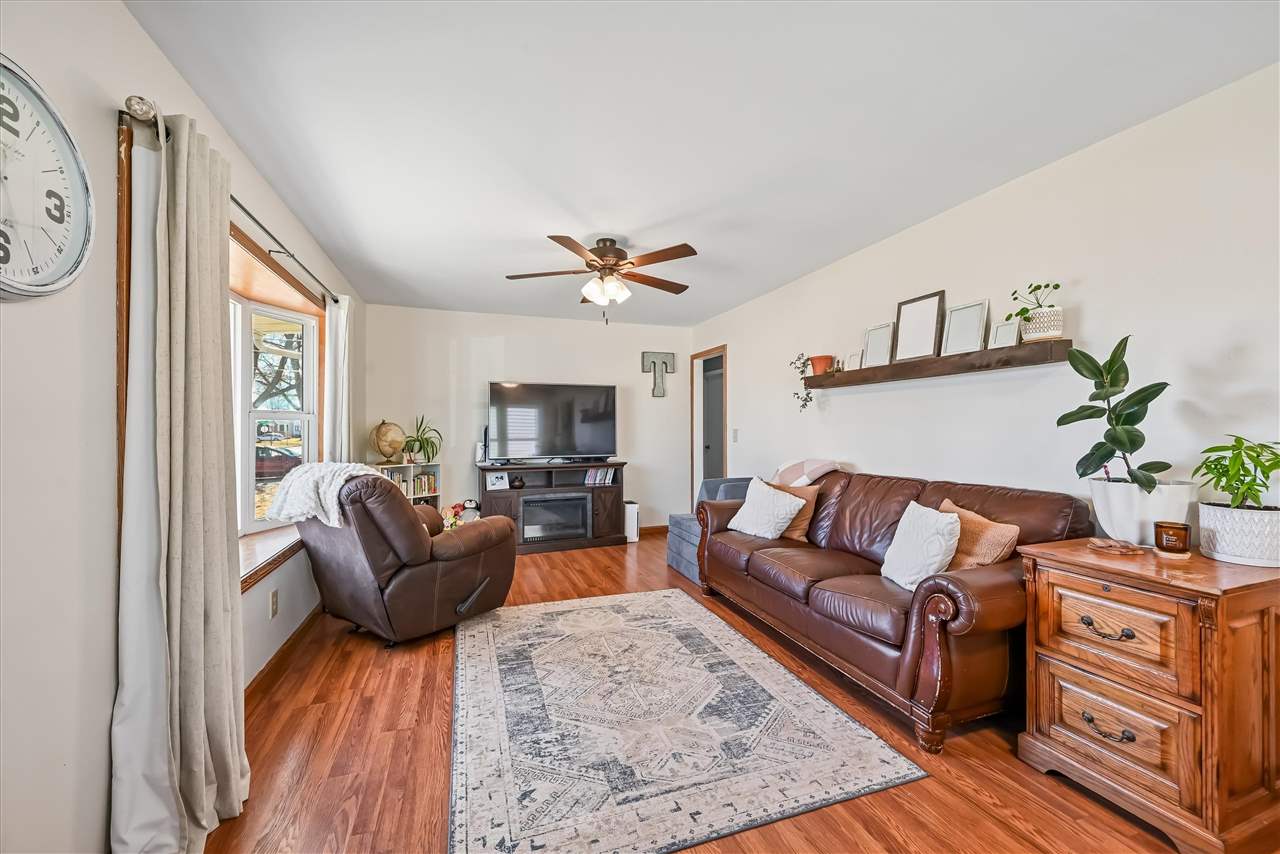 1620 NW 9th Street Cedar Rapids IA 52405