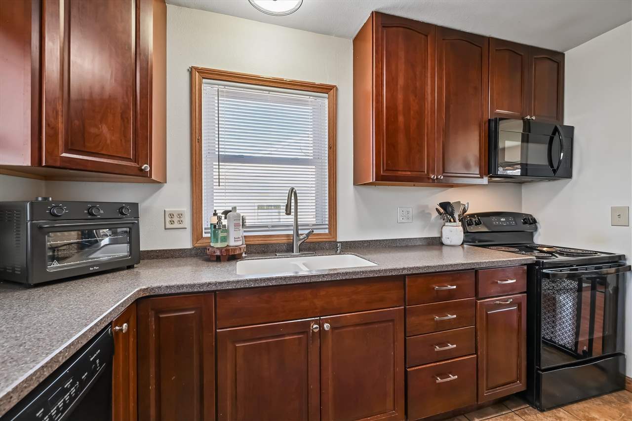 1620 NW 9th Street Cedar Rapids IA 52405