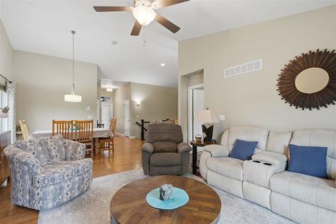 305 S Stewart Street North Liberty IA 52317
