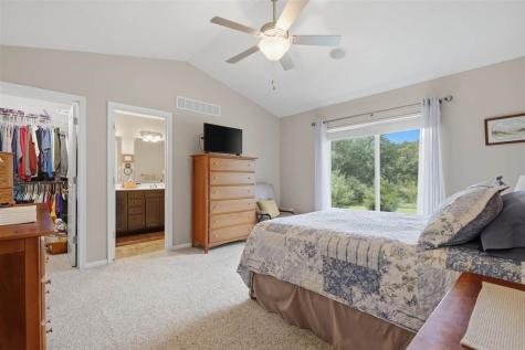 305 S Stewart Street North Liberty IA 52317