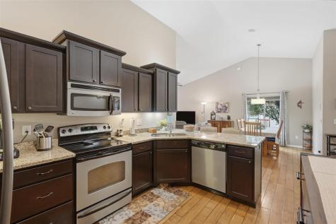 305 S Stewart Street North Liberty IA 52317