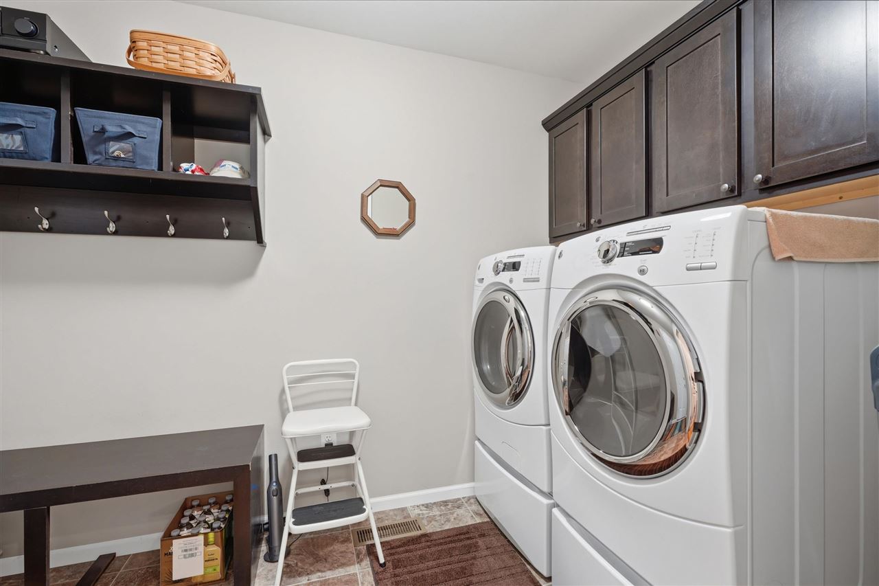 305 S Stewart Street North Liberty IA 52317