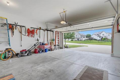 305 S Stewart Street North Liberty IA 52317