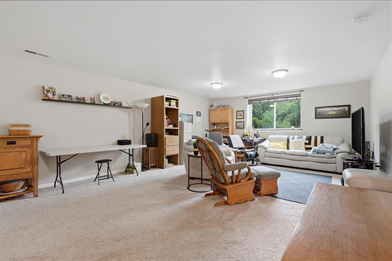 305 S Stewart Street North Liberty IA 52317