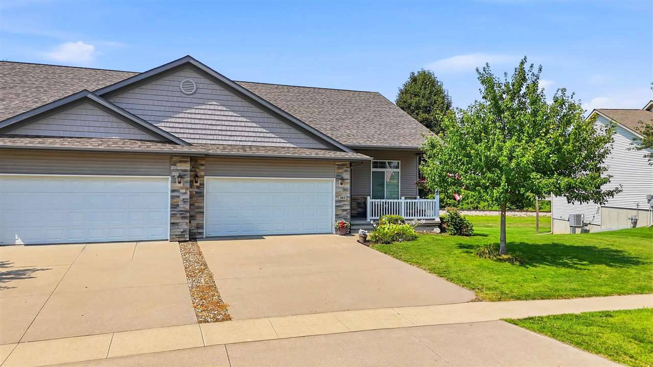 305 S Stewart Street North Liberty IA 52317