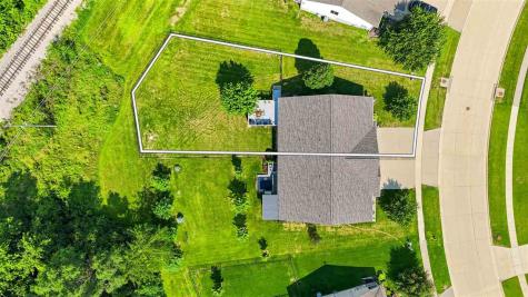 305 S Stewart Street North Liberty IA 52317