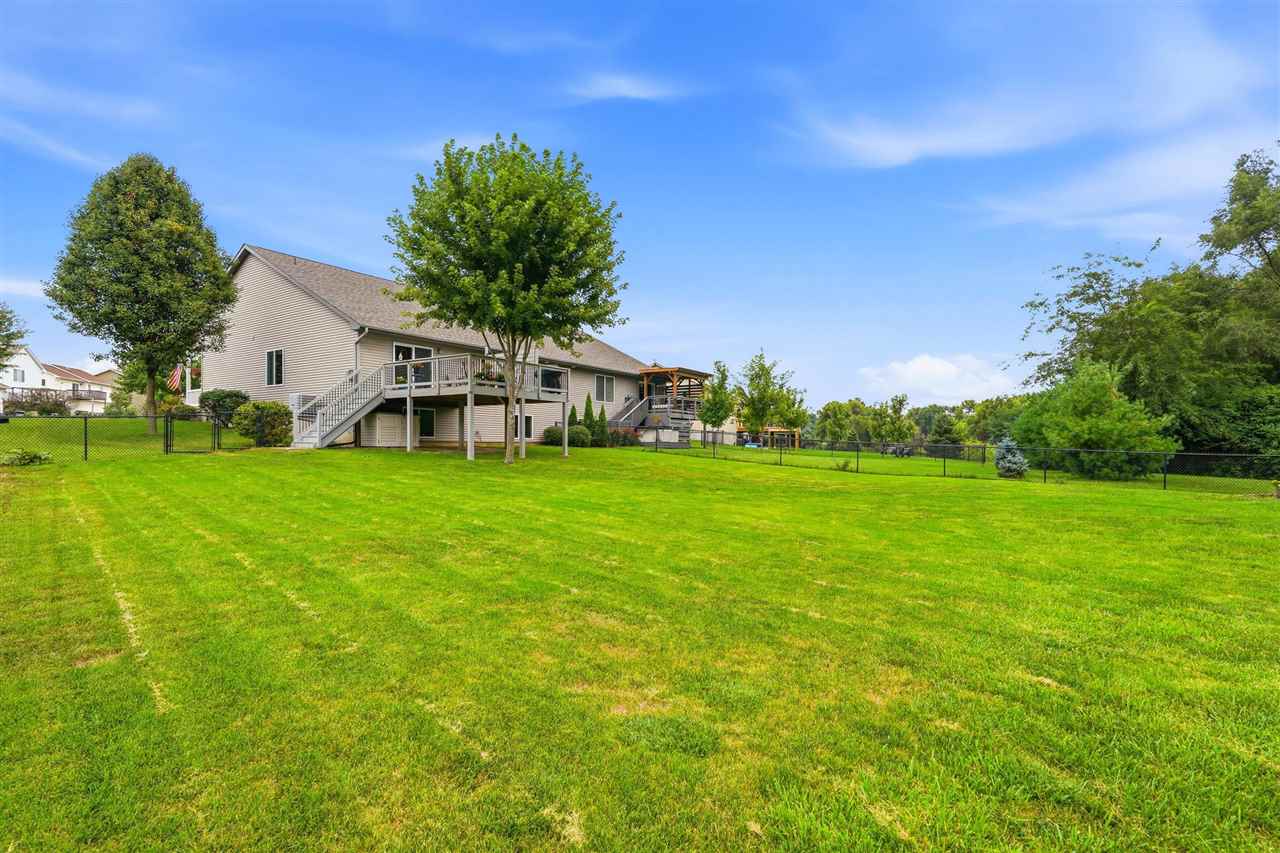 305 S Stewart Street North Liberty IA 52317