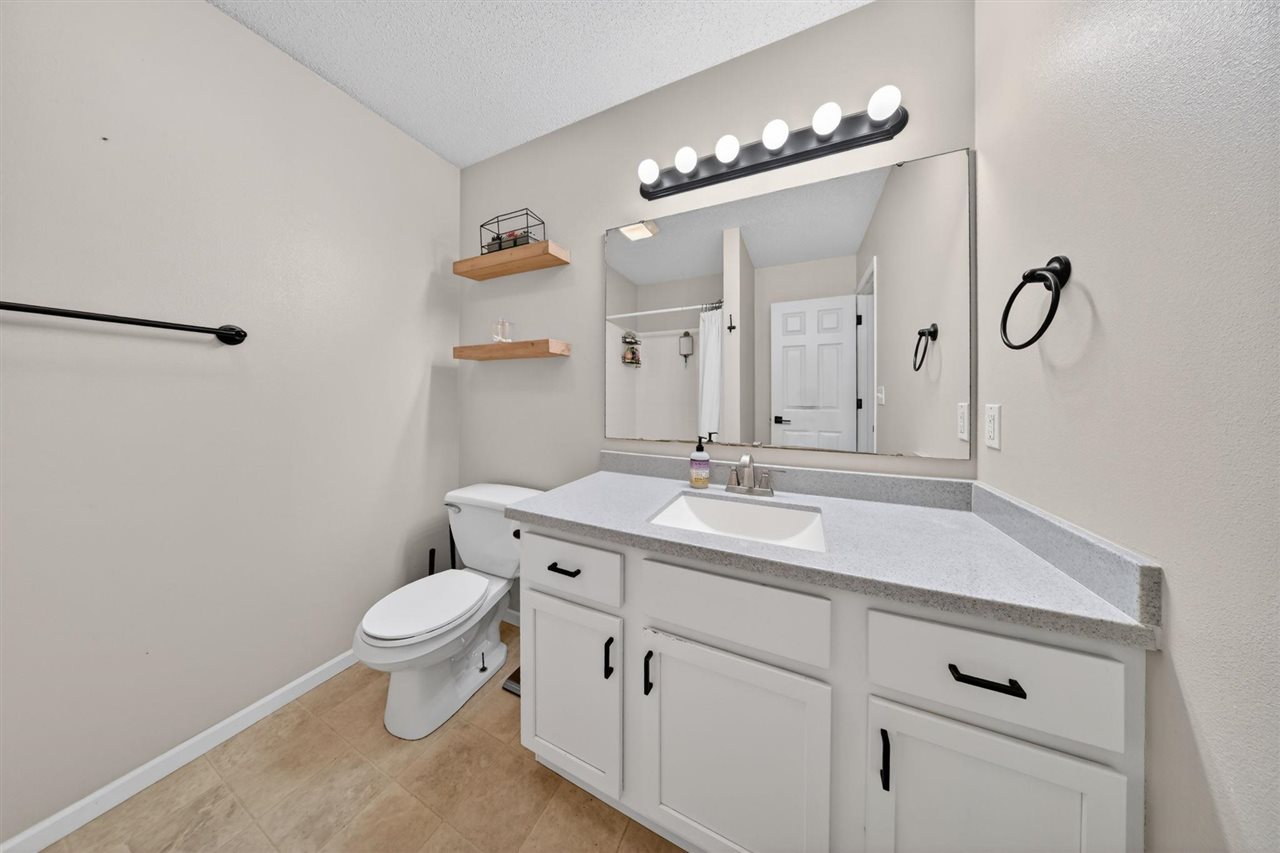 1074 Cory Court North Liberty IA 52317