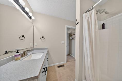 1074 Cory Court North Liberty IA 52317