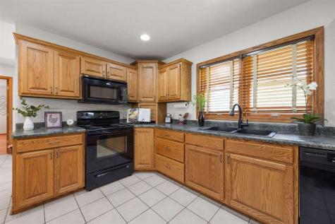 3606 Sun Valley Drive NE North Liberty IA 52317