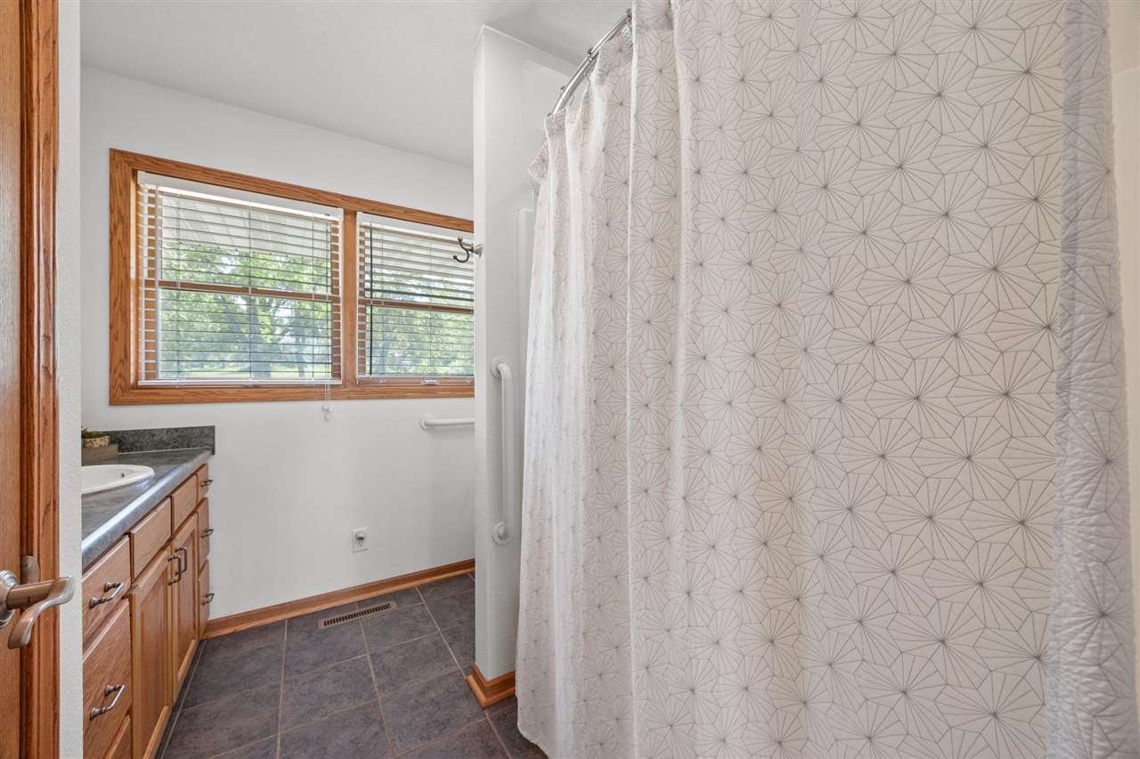 3606 Sun Valley Drive NE North Liberty IA 52317