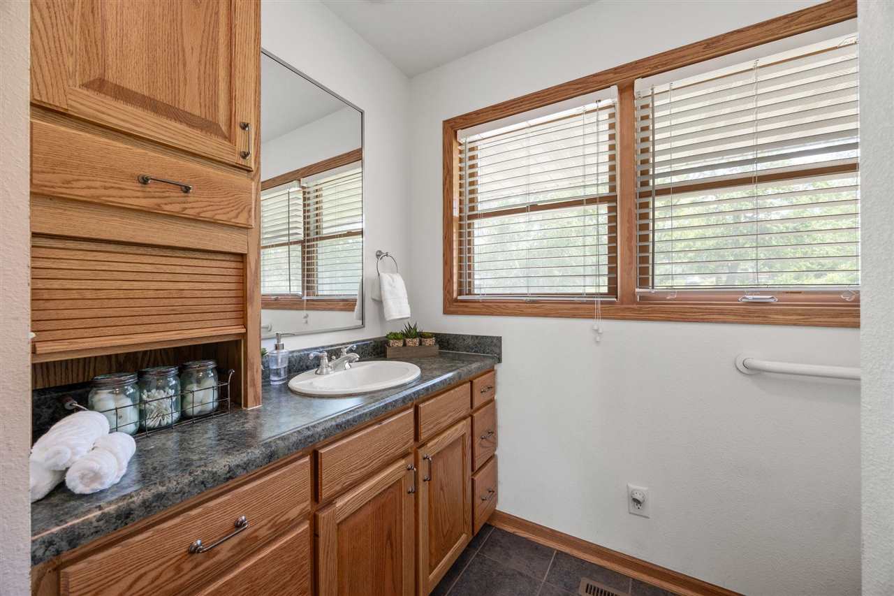 3606 Sun Valley Drive NE North Liberty IA 52317