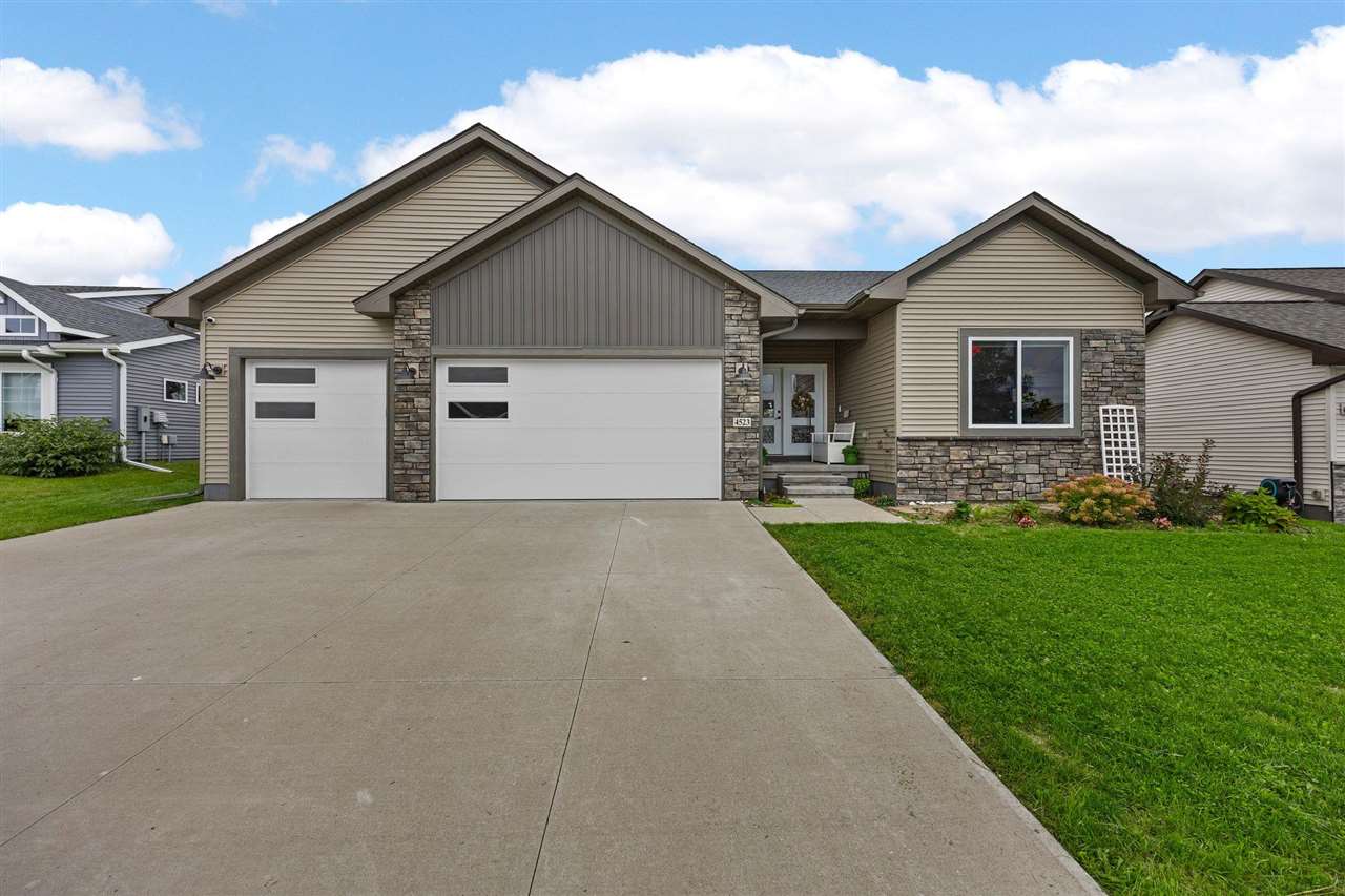 4523 Luke Drive Iowa City IA 52246