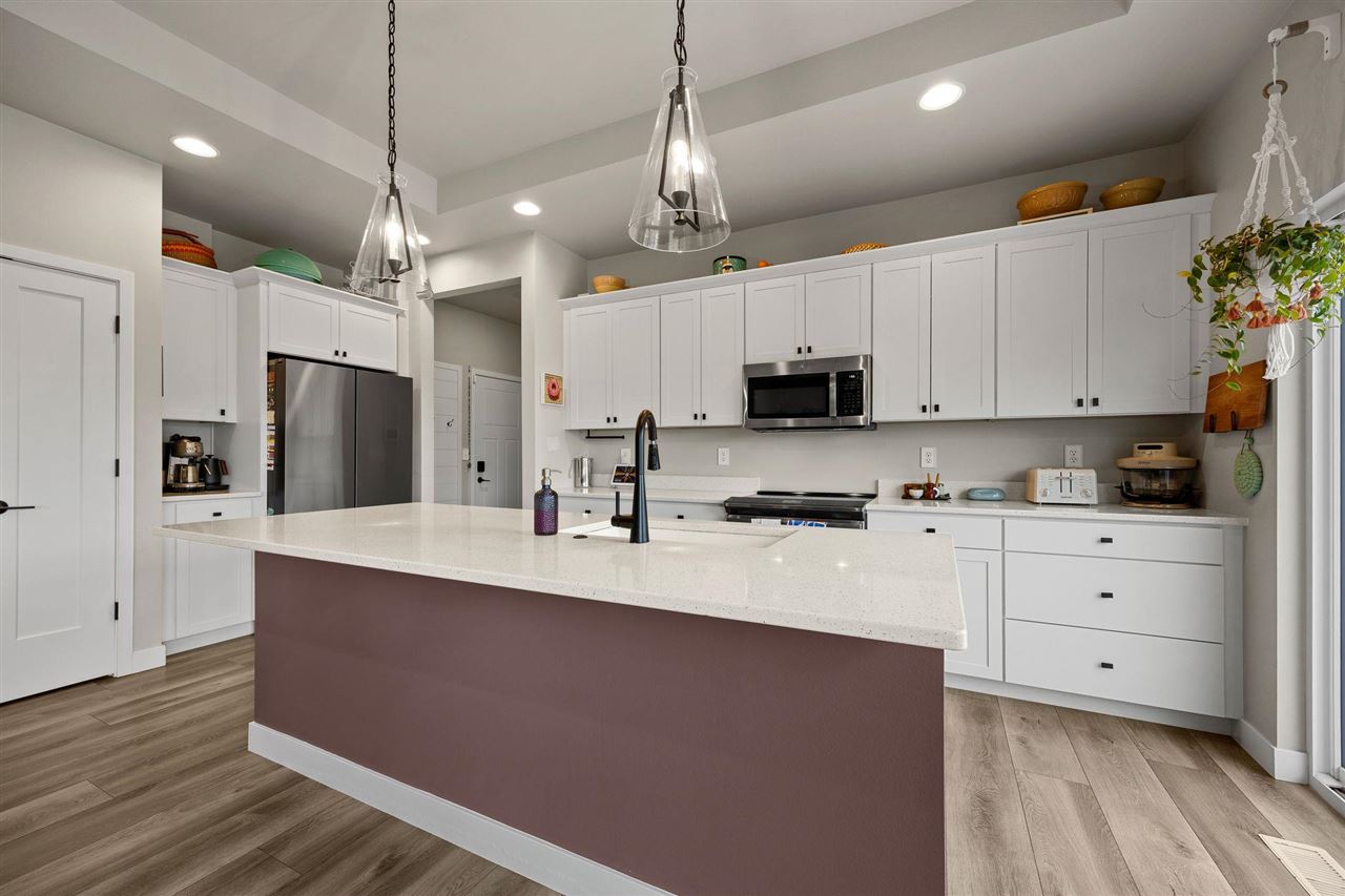 4523 Luke Drive Iowa City IA 52246