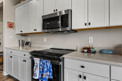 4523 Luke Drive Iowa City IA 52246