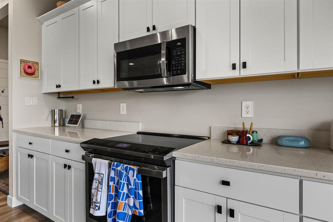 4523 Luke Drive Iowa City IA 52246