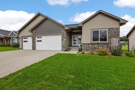 4523 Luke Drive Iowa City IA 52246