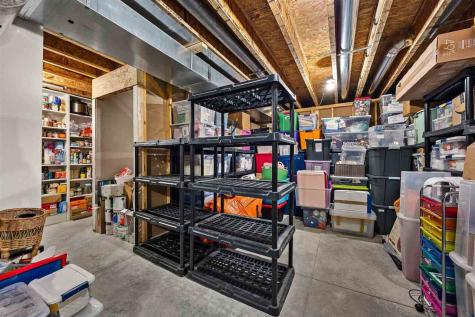 4523 Luke Drive Iowa City IA 52246