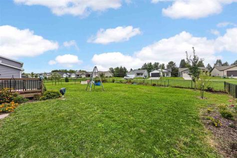 4523 Luke Drive Iowa City IA 52246