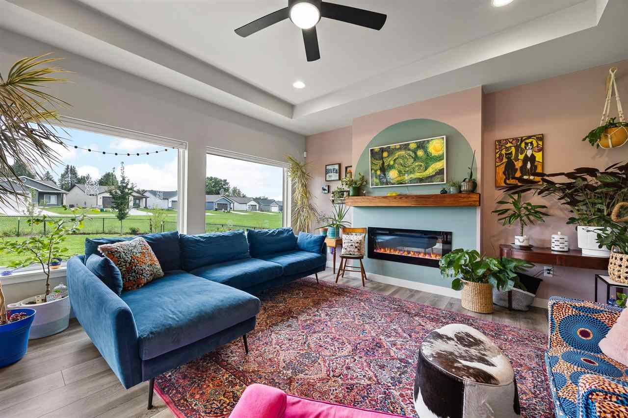 4523 Luke Drive Iowa City IA 52246