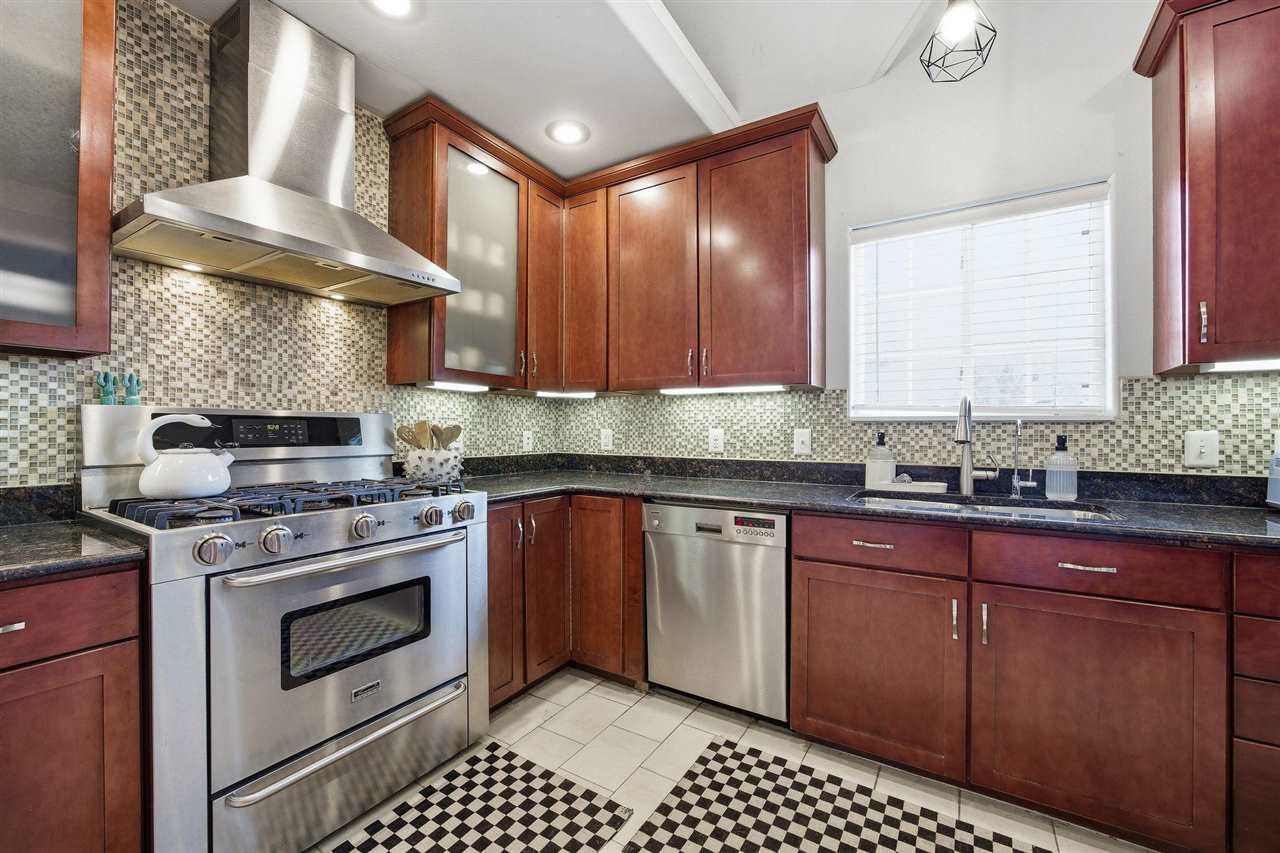 1019 Chamberlain Drive Iowa City IA 52240