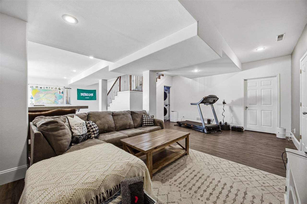 1019 Chamberlain Drive Iowa City IA 52240